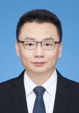 博 王